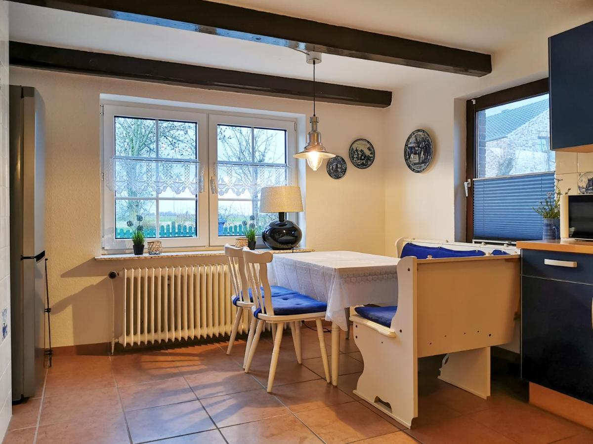 Ferienglueck An Der Nordsee Buche Deine Erdgeschoss-Ferienwohnung Mit Kamin Terrasse Und Eingezaeuntem Garten Fuer Unvergessliche Auszeiten Altfunnixsiel 외부 사진